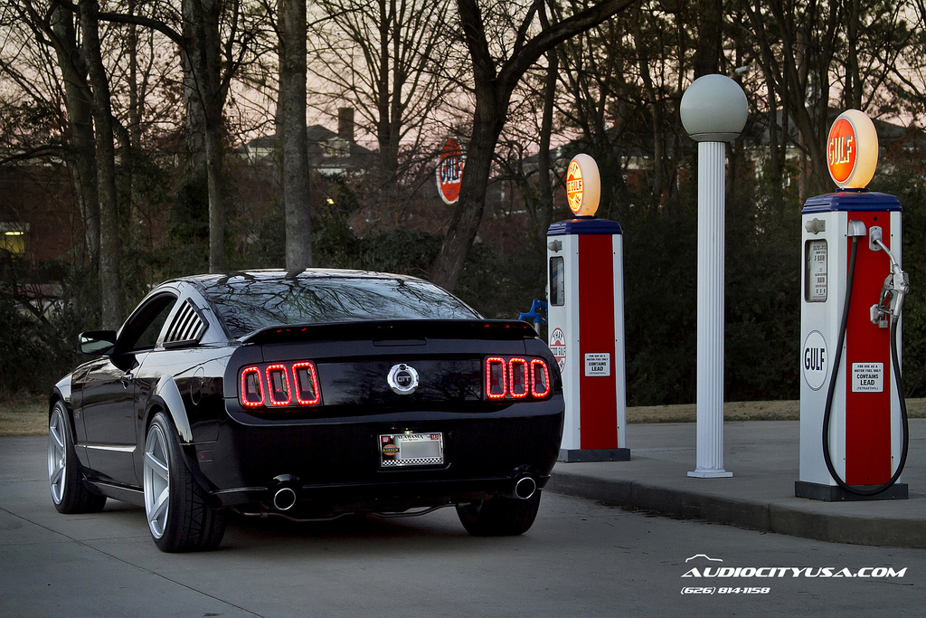 photo 2 Ford Mustang custom wheels STR 607 20x9.0, ET , tire size 245/35 R20. 20x10.5 ET 275/35 R20