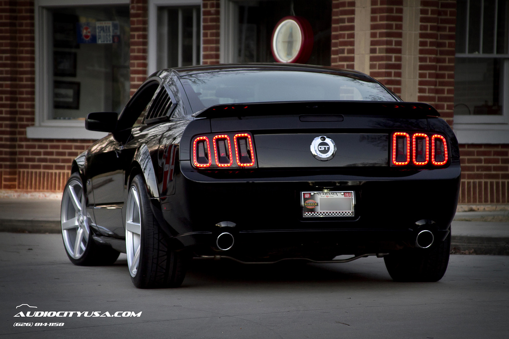 photo 6 Ford Mustang custom wheels STR 607 20x9.0, ET , tire size 245/35 R20. 20x10.5 ET 275/35 R20