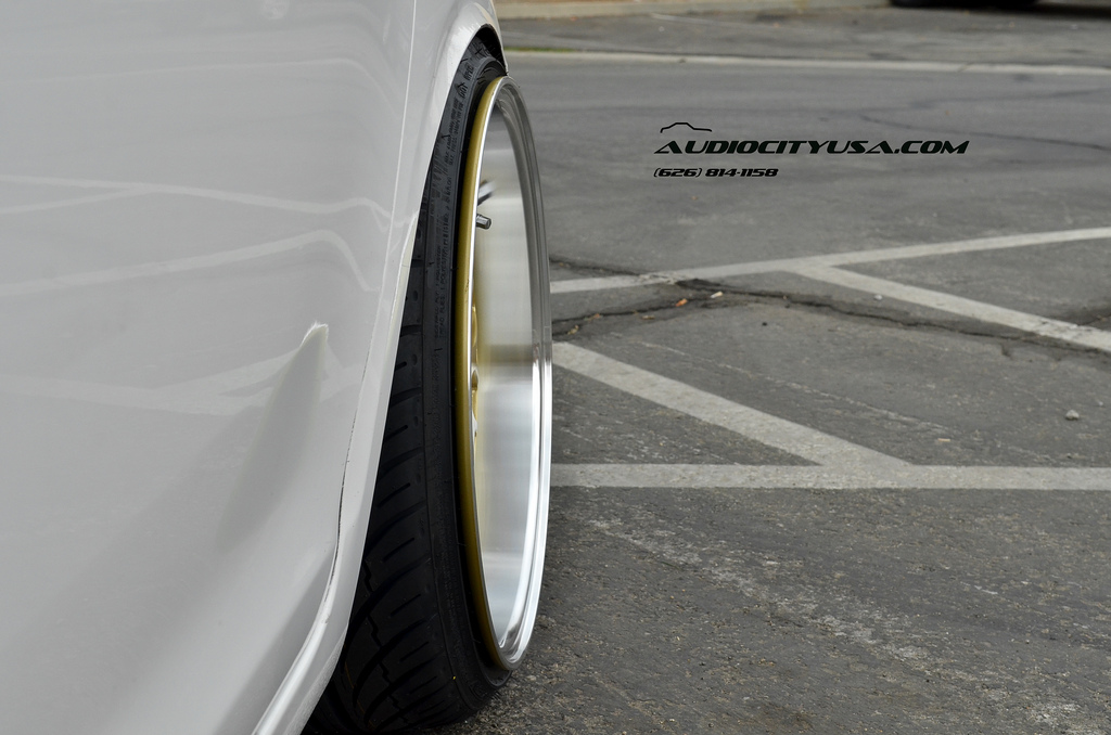 photo 3 Volkswagen Jetta SportWagen custom wheels STR 601 18x9.5, ET , tire size 215/35 R18. x ET 