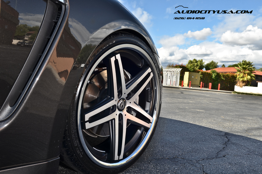 photo 1 Porsche Panamera custom wheels Lexani R five 22x9.0, ET , tire size 245/30 R22. 22x10.0 ET 295/25 R22