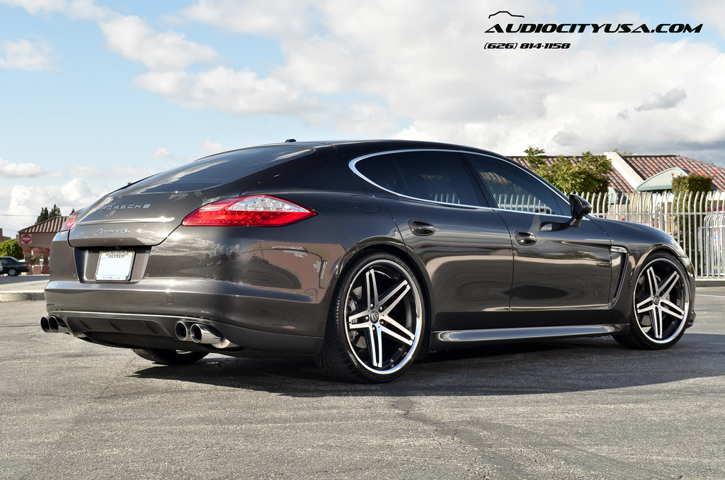 photo 8 Porsche Panamera custom wheels Lexani R five 22x9.0, ET , tire size 245/30 R22. 22x10.0 ET 295/25 R22