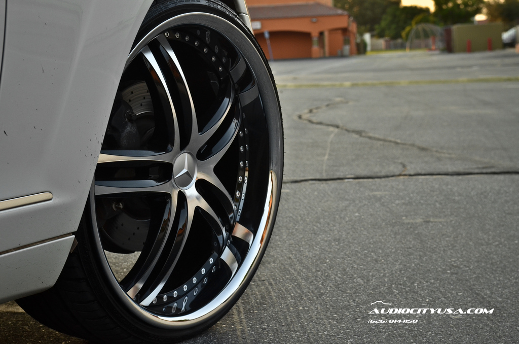 photo 4 Mercedes-Benz S-Class custom wheels XIX X15 22x9.0, ET , tire size 245/30 R22. 22x10.5 ET 295/25 R22