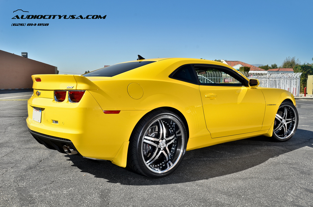 photo 2 Chevrolet Camaro custom wheels Lexani LX 15 22x9.0, ET , tire size 265/35 R22. 22x10.0 ET 295/30 R22