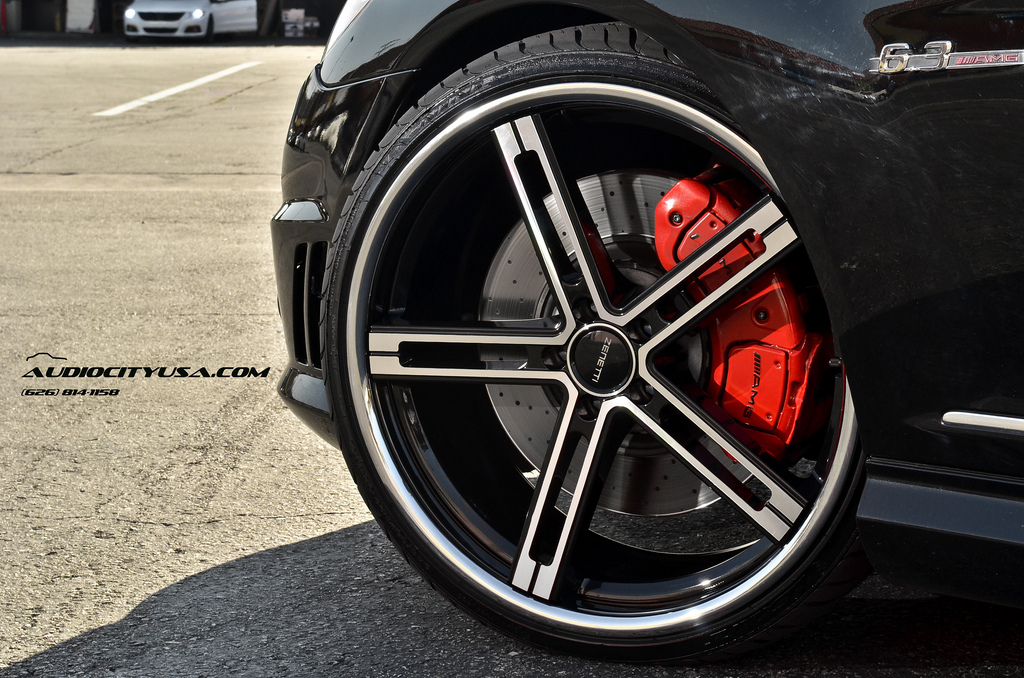 photo 1 Mercedes-Benz CL-Class custom wheels Zenetti Capri 22x9.0, ET , tire size 245/30 R22. 22x10.5 ET 295/25 R22