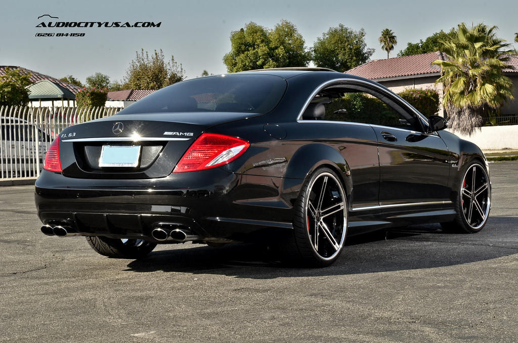 photo 8 Mercedes-Benz CL-Class custom wheels Zenetti Capri 22x9.0, ET , tire size 245/30 R22. 22x10.5 ET 295/25 R22