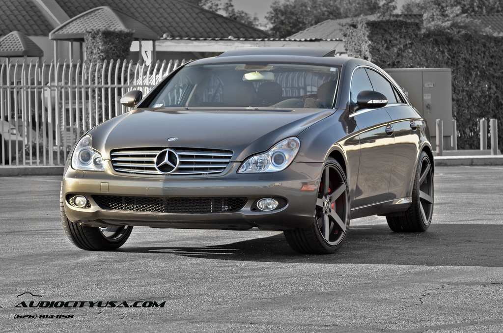 photo 2 Mercedes-Benz CLS-Class custom wheels STR 607 20x9.0, ET , tire size 245/35 R20. 20x10.5 ET 275/30 R20