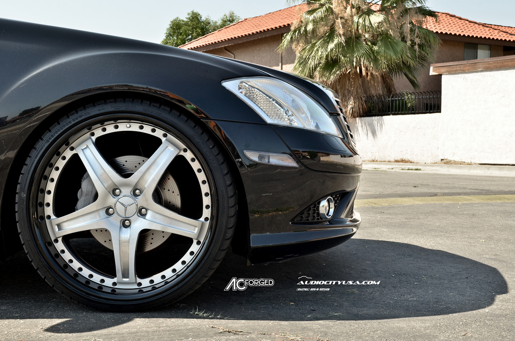 photo 3 Mercedes-Benz S-Class custom wheels AC Solid  5 22x9.0, ET , tire size 245/30 R22. 22x10.5 ET 295/25 R22
