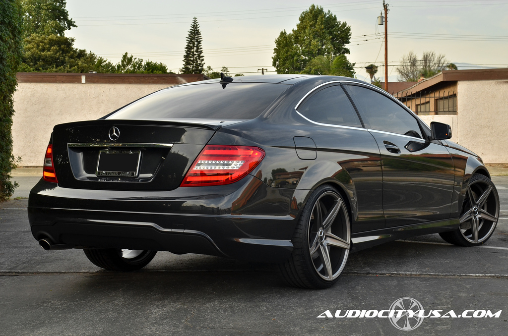 photo 2 Mercedes-Benz C-Class custom wheels Savini BM8 20x, ET , tire size 225/30 R20. x ET 255/30 R