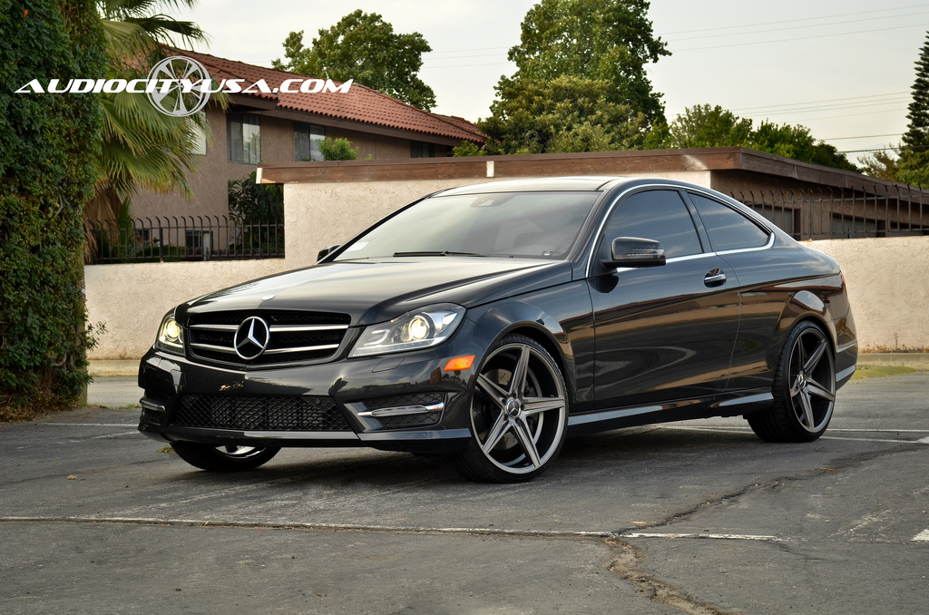 photo 4 Mercedes-Benz C-Class custom wheels Savini BM8 20x, ET , tire size 225/30 R20. x ET 255/30 R