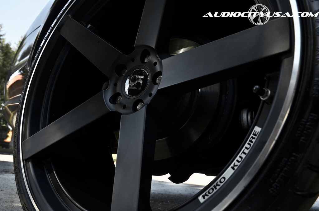 photo 4 Mercedes-Benz CL-Class custom wheels Koko Kuture Sardinia 5 22x9.0, ET , tire size 255/30 R22. 22x10.5 ET 295/25 R22