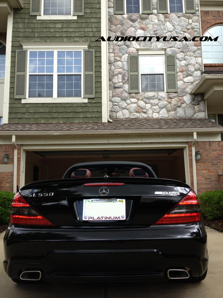 photo 3 Mercedes-Benz SL-Class custom wheels XO Luxury Miami 20x8.5, ET , tire size 255/30 R20. 20x10.0 ET 305/25 R20
