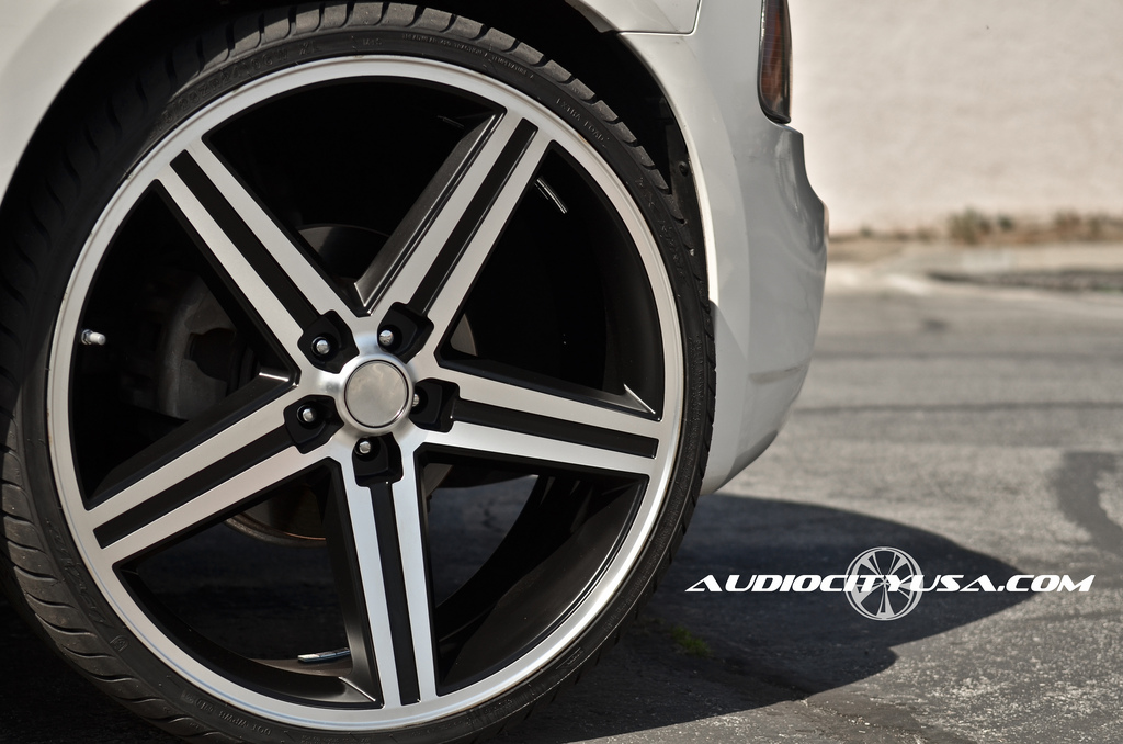 photo 1 Dodge Charger custom wheels IROC 24x9.0, ET , tire size 275/25 R24. x ET