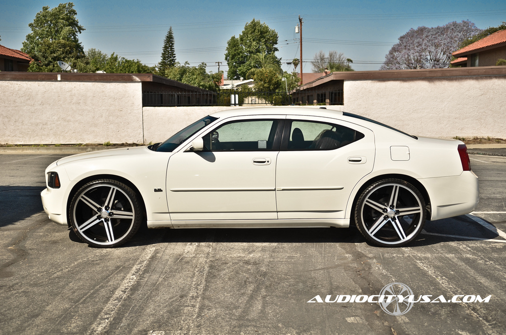 photo 4 Dodge Charger custom wheels IROC 24x9.0, ET , tire size 275/25 R24. x ET