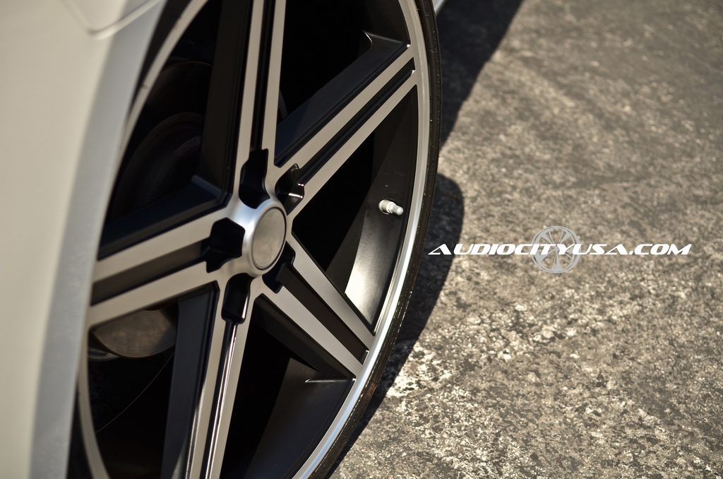 photo 5 Dodge Charger custom wheels IROC 24x9.0, ET , tire size 275/25 R24. x ET