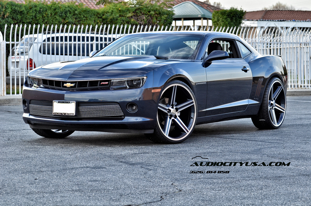 photo 2 Chevrolet Camaro custom wheels IROC  24x10.0, ET , tire size 275/25 R24. x ET 