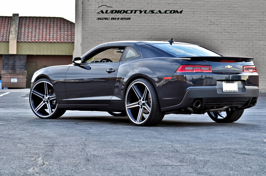 photo 3 Chevrolet Camaro custom wheels IROC  24x10.0, ET , tire size 275/25 R24. x ET 