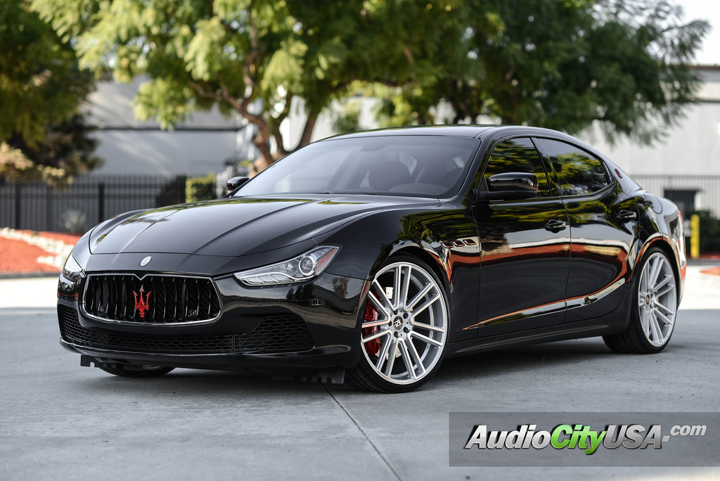 photo 6 Maserati Ghibli custom wheels Koko Kuture Massa 7 22x9.0, ET , tire size 245/30 R22. 22x10.5 ET 295/25 R22