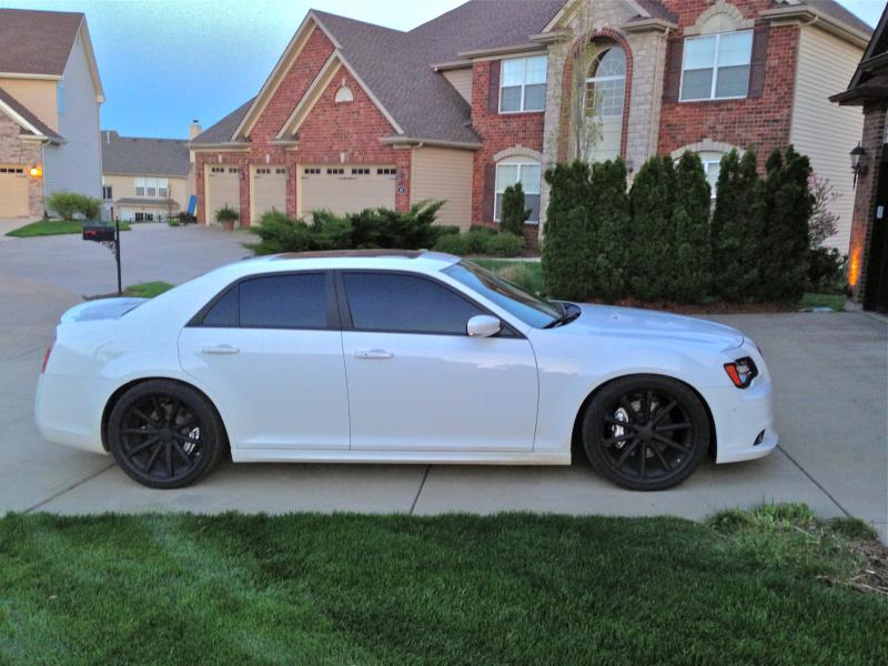 photo 4 Chrysler 300 custom wheels Vossen CV1 22x9.0, ET , tire size X R22. 22x10.5 ET 