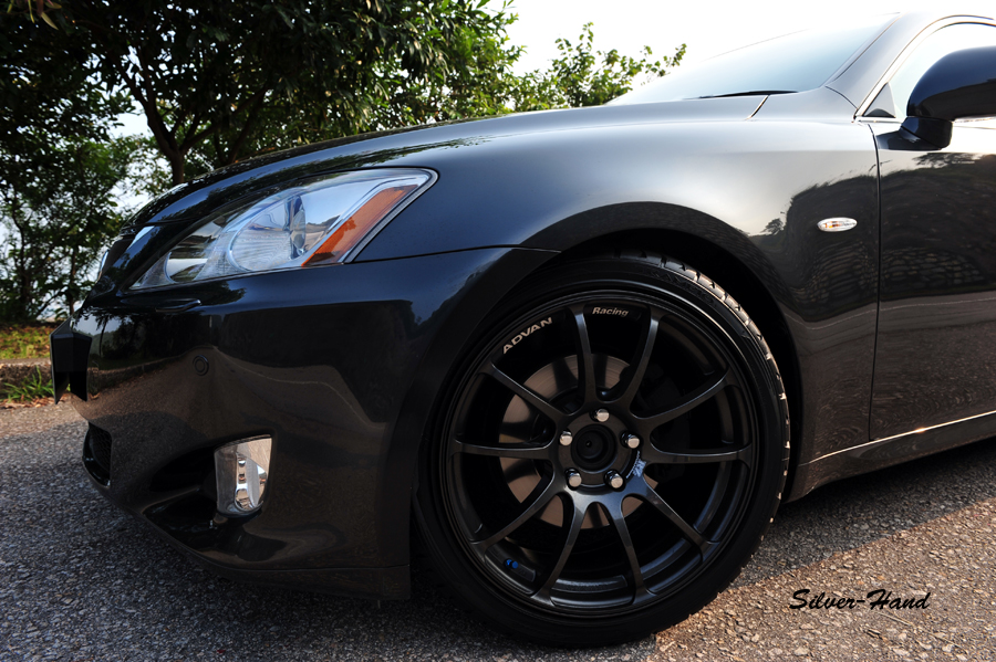 Lexus IS 250 custom wheels Advan RZ 18x8.0, ET +37, tire