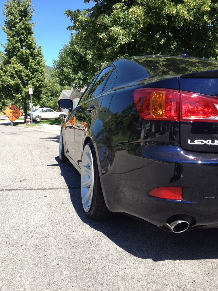 photo 2 Lexus IS 250 custom wheels Borbet Style 95 19x9.0, ET +24, tire size 215/35 R19. 19x10.0 ET+24 225/35 R19
