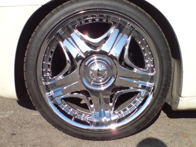 photo 1 Chrysler 300C custom wheels Akuza Sting 22x, ET , tire size 265/35 R22. x ET 