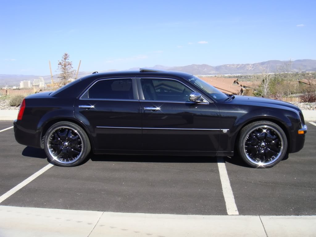 photo 4 Chrysler 300C custom wheels Rolf Blix 1 22x, ET , tire size 265/35 R22. x ET 