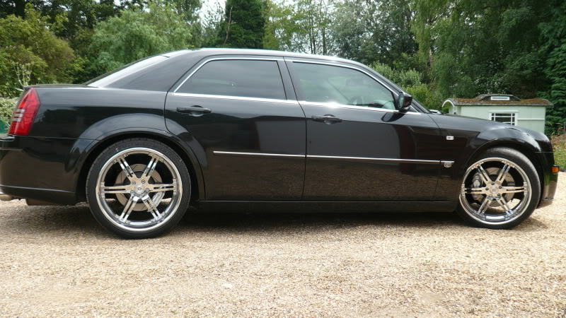 photo 2 Chrysler 300C custom wheels Vossen 22x, ET , tire size 265/35 R22. x ET 295/30 R