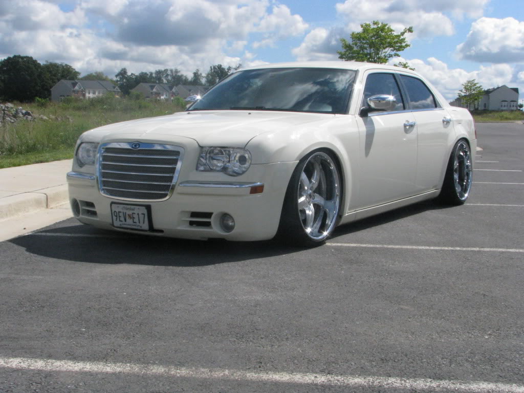 photo 1 Chrysler 300C custom wheels 22x, ET , tire size X R22. x ET