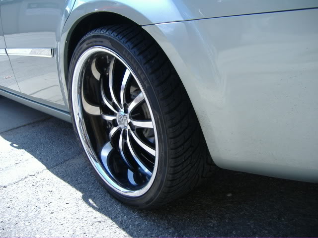 photo 1 Chrysler 300C custom wheels Lexani LSS-10 22x, ET , tire size X R22. x ET 