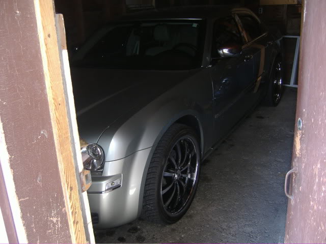 photo 2 Chrysler 300C custom wheels Lexani LSS-10 22x, ET , tire size X R22. x ET 