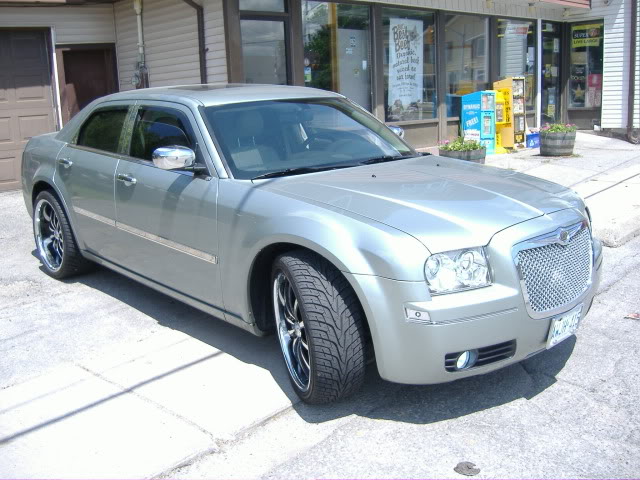 photo 4 Chrysler 300C custom wheels Lexani LSS-10 22x, ET , tire size X R22. x ET 