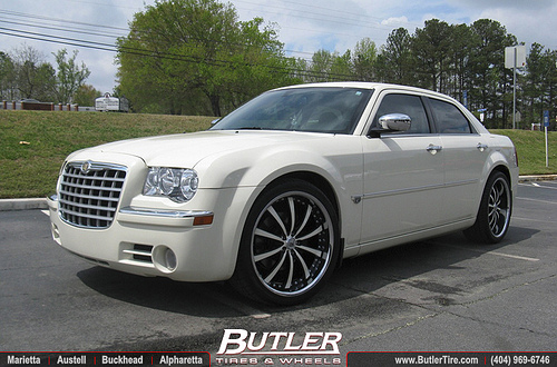 photo 1 Chrysler 300C custom wheels Lexani LSS10 22x, ET , tire size X R22. x ET