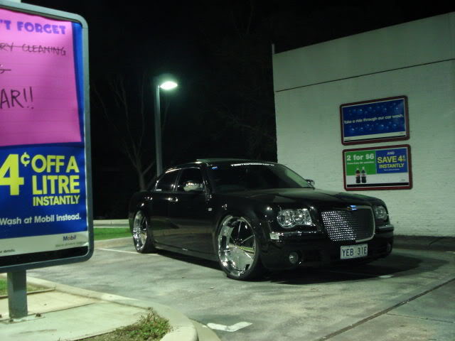 photo 3 Chrysler 300C custom wheels   24x9.0, ET , tire size 275/25 R24. x ET 