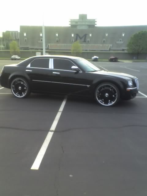 photo 1 Chrysler 300 custom wheels Dvinci Tuscani 24x10.0, ET , tire size 275/25 R24. x ET 