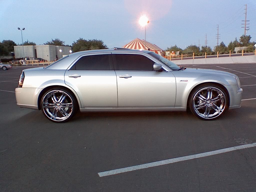 photo 1 Chrysler 300C custom wheels Dropstar DS03 24x10.0, ET +18, tire size 275/25 R24. x ET 
