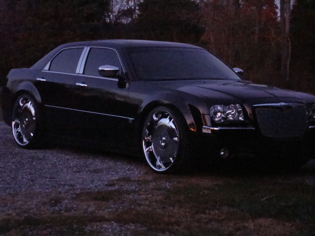 photo 5 Chrysler 300 custom wheels 24x, ET , tire size X R24. x ET