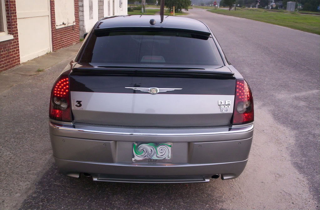 photo 3 Chrysler 300C custom wheels Verde Madonnas 24x, ET , tire size X R24. x ET