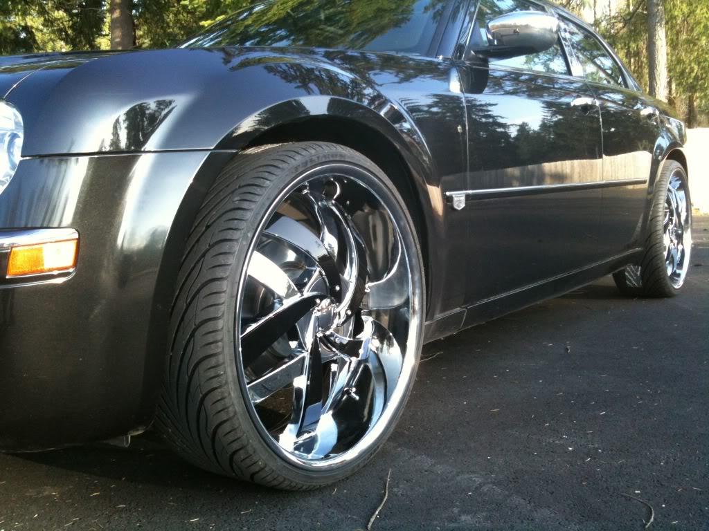 photo 1 Chrysler 300C custom wheels   24x10.0, ET +13, tire size X R24. x ET 