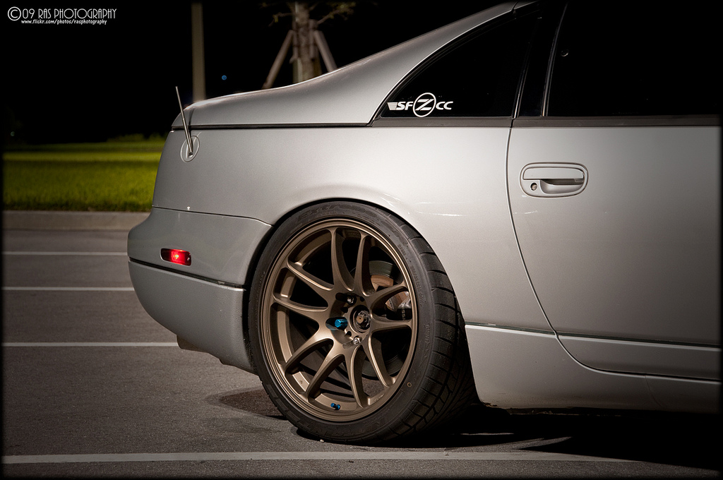 photo 4 Nissan 300ZX 2-seat custom wheels Work Emotion CR Kai 18x9.5, ET +20, tire size 255/35 R18. x ET 