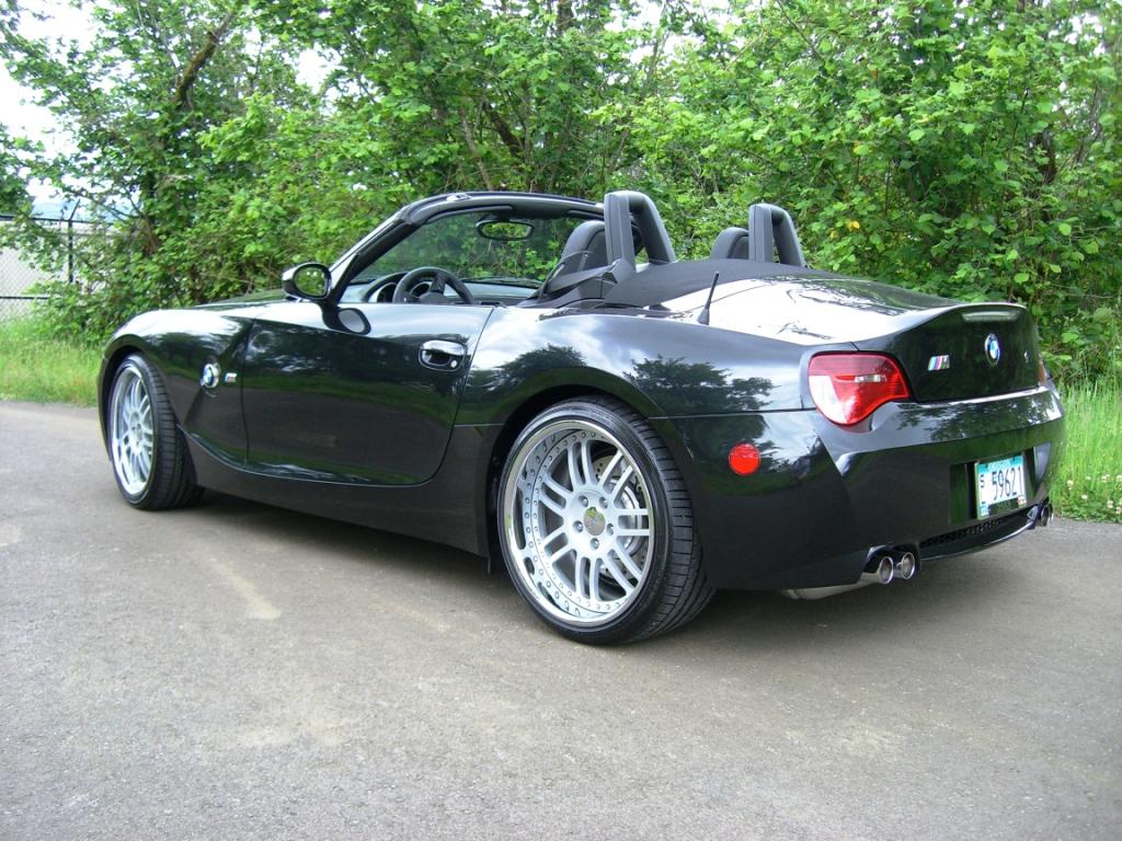 photo 2 BMW Z4M custom wheels MOMO  19x8.5, ET , tire size X R19. 19x10.0 ET 