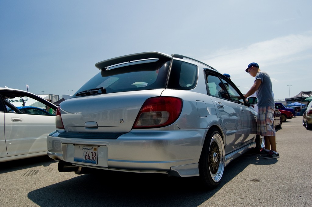 photo 2 Subaru Impreza WRX custom wheels BBS RS 17x9.0, ET +40, tire size 215/45 R17. x ET 215/40 R