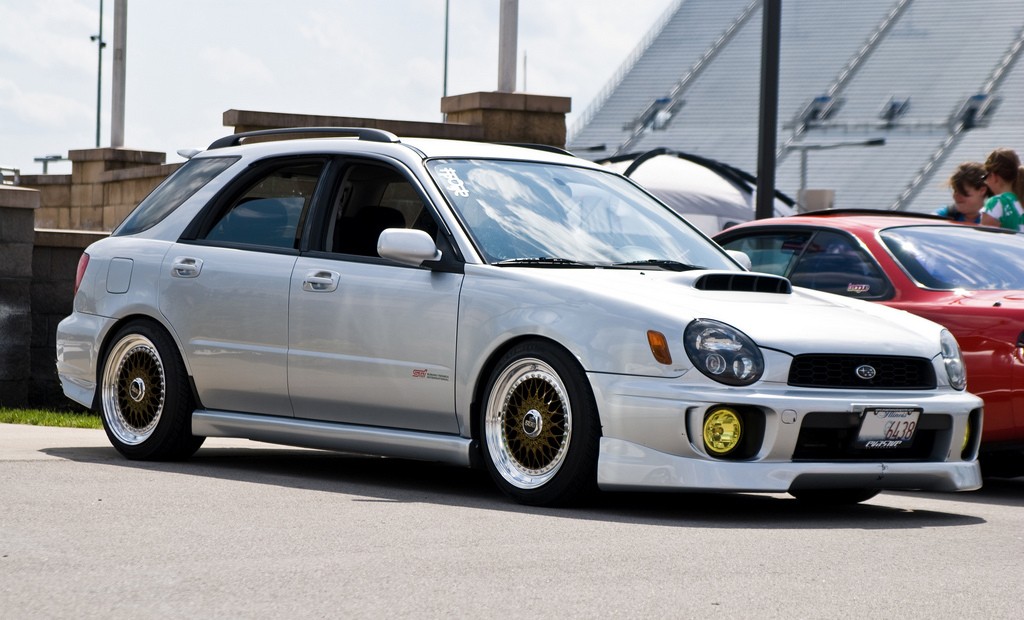 photo 3 Subaru Impreza WRX custom wheels BBS RS 17x9.0, ET +40, tire size 215/45 R17. x ET 215/40 R