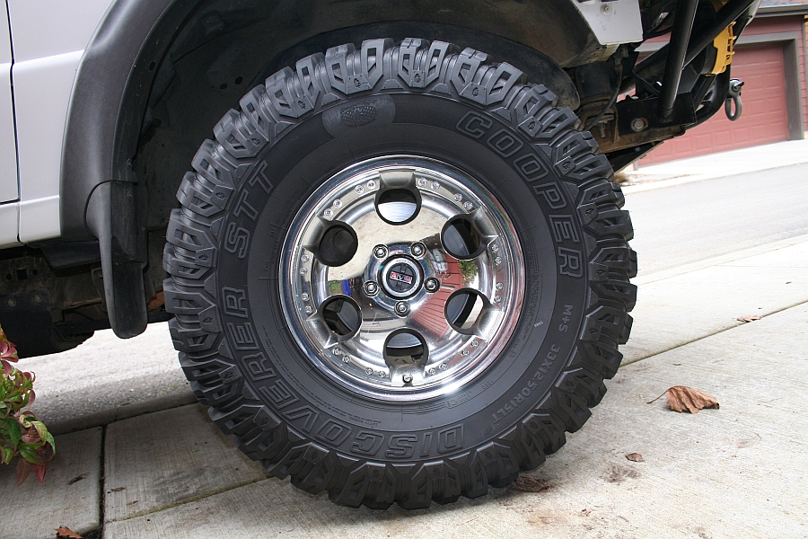 photo 1 Ford F-150 custom wheels Ultra Magnums 15x8.0, ET , tire size 315/70 R15. x ET 