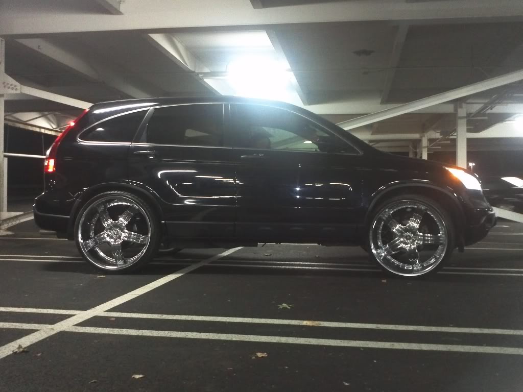 photo 2 Honda CR-V custom wheels   24x, ET , tire size X R24. x ET 