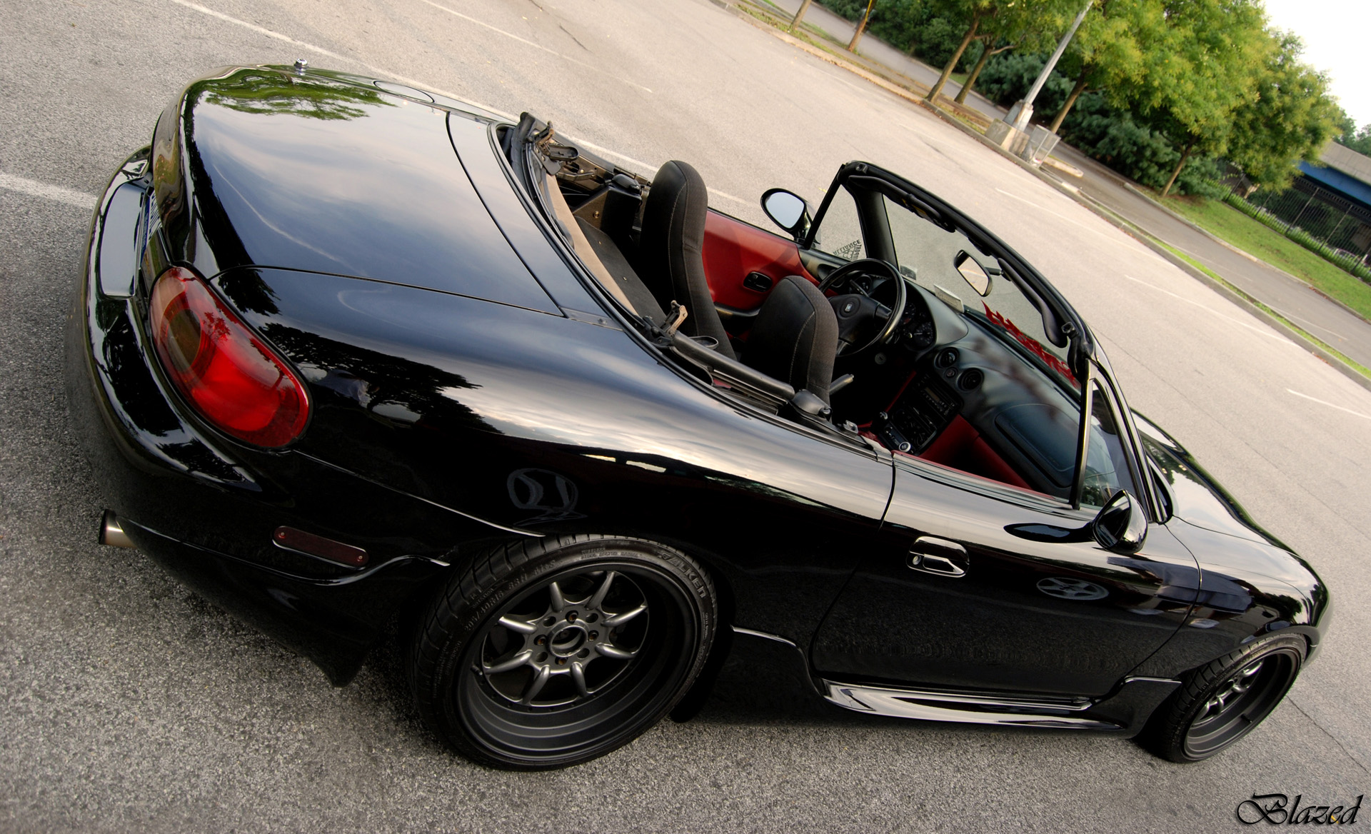 photo 2 Mazda MX-5 Miata custom wheels Sportmax 002 16x8.0, ET 0, tire size 205/40 R16. x ET 