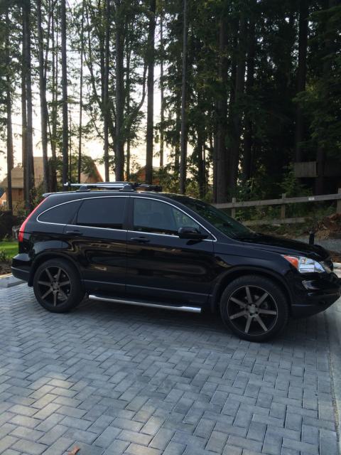 photo 2 Honda CR-V custom wheels Niche 20x, ET , tire size 255/45 R20. x ET