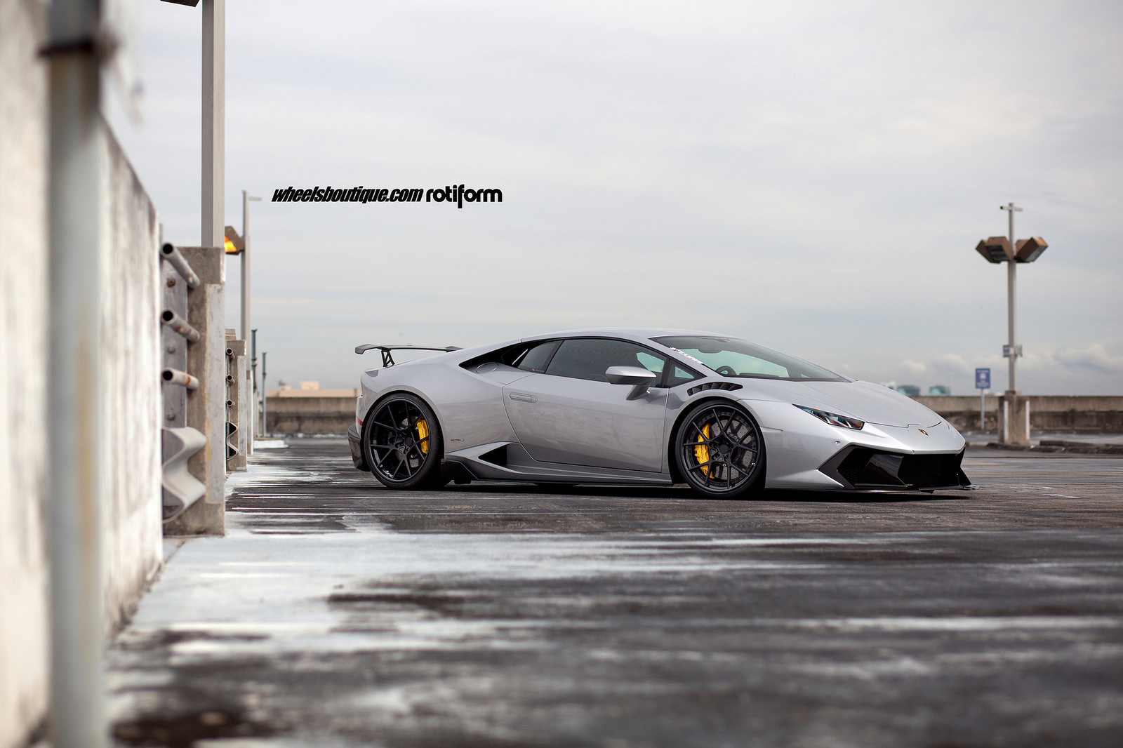photo 3 Lamborghini Huracan custom wheels Rotiform KPS 20x9.0, ET , tire size 245/30 R20. 21x12.5 ET 325/25 R21