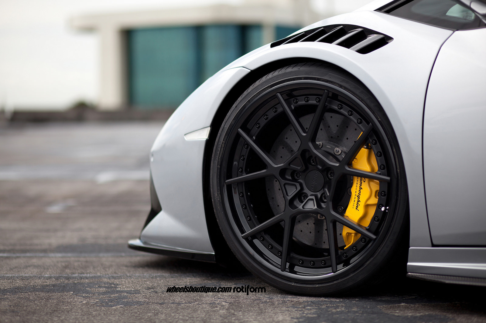 photo 1 Lamborghini Huracan custom wheels Rotiform KPS 20x9.0, ET , tire size 245/30 R20. 21x12.5 ET 325/25 R21