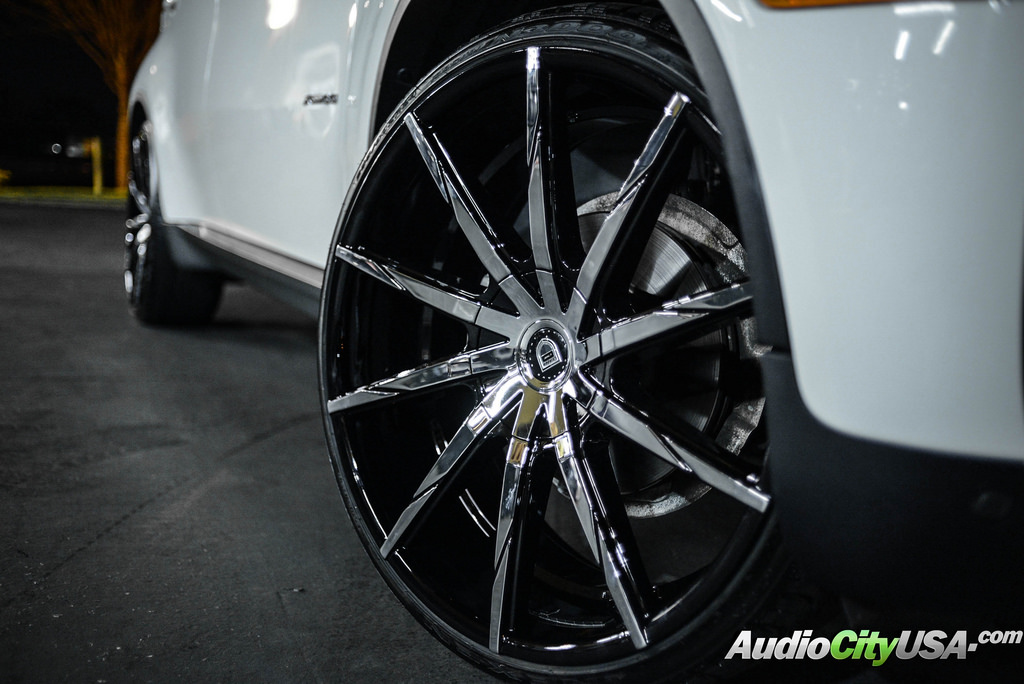 photo 1 BMW X6 custom wheels Lexani CSS 15 24x10.0, ET , tire size 255/30 R24. x ET 