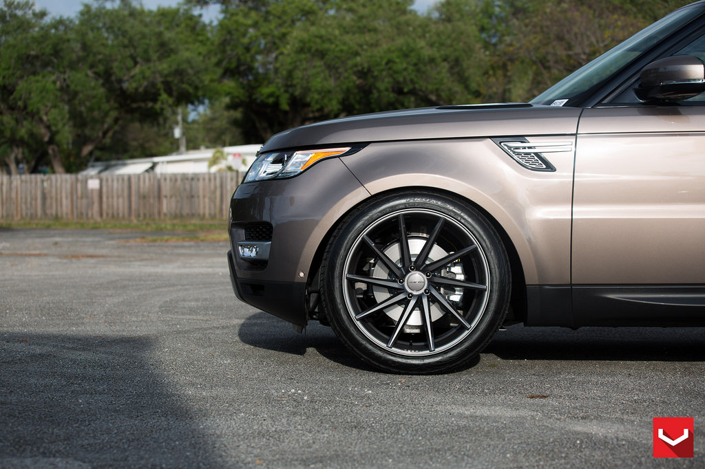 photo 1 Land Rover Range Rover Sport custom wheels Vossen CVT 22x10.5, ET , tire size X R22. x ET 